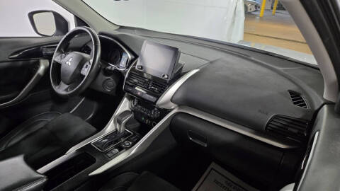 2023 Mitsubishi Eclipse Cross SE