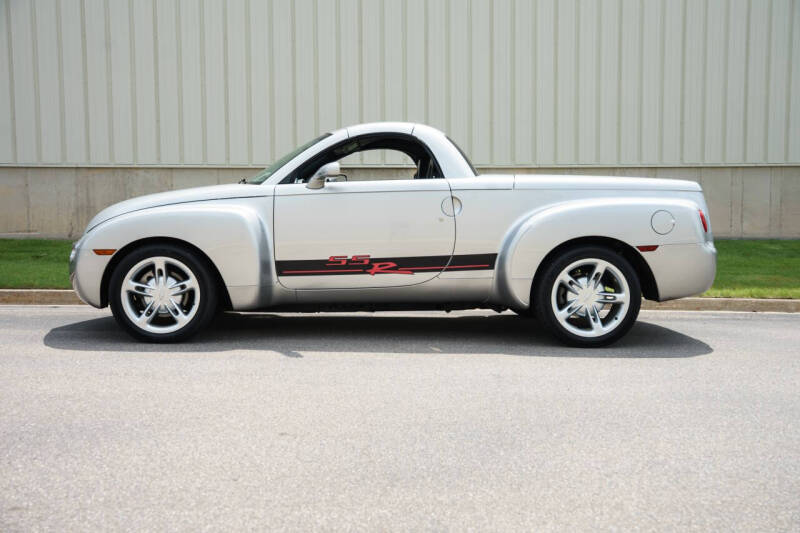 2004 Chevrolet SSR LS