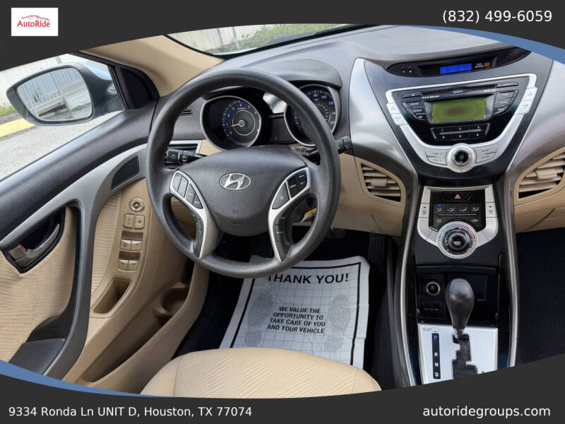 2012 Hyundai Elantra
