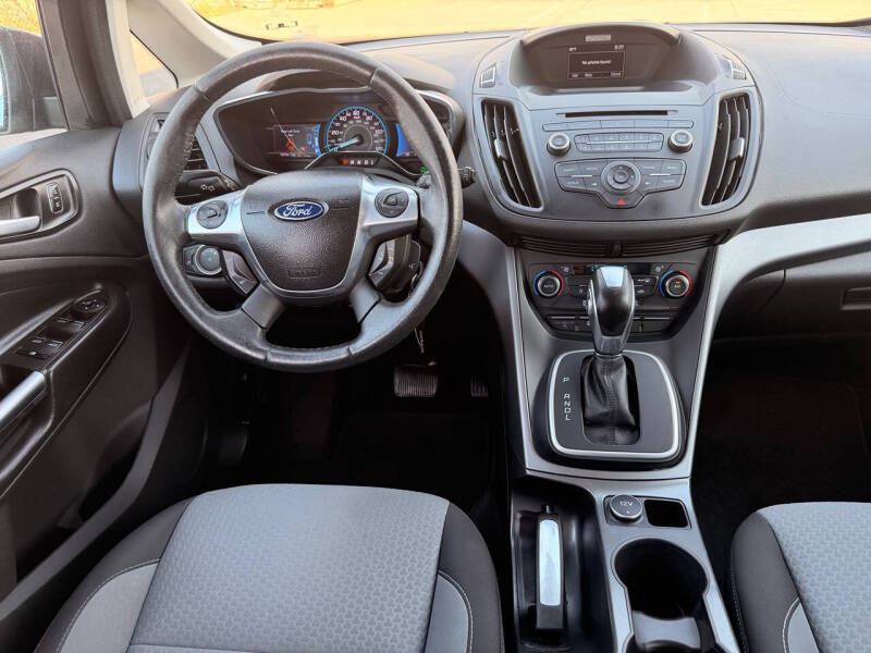 2017 Ford C-MAX Hybrid SE