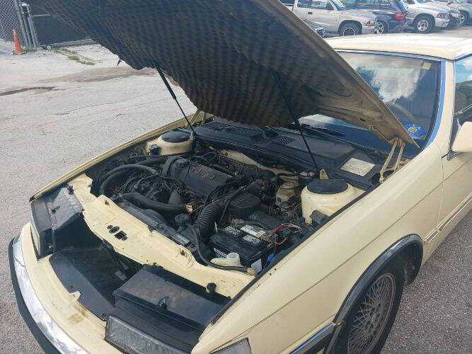 1989 Chrysler Le Baron