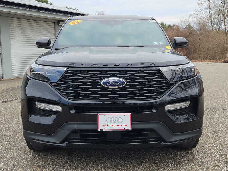 2022 Ford Explorer ST-Line