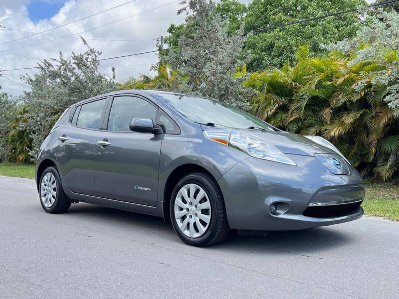 2017 nissan leaf for store sale near me