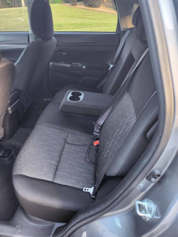 2021 Mitsubishi Outlander Sport SE