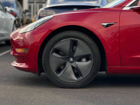 2020 Tesla Model 3 Long Range