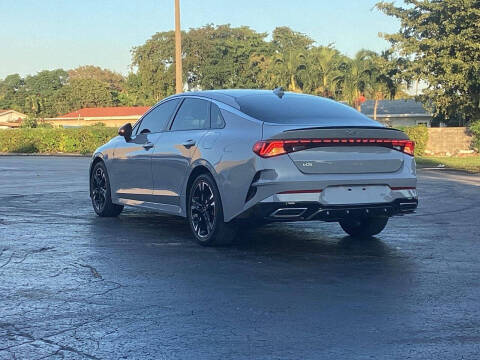 2023 Kia K5