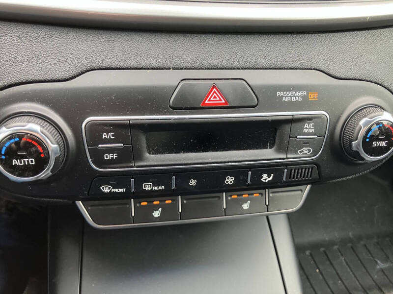 2019 Kia Sorento LX V6