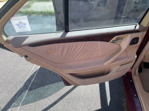 2001 Mercedes-Benz E-Class E 320