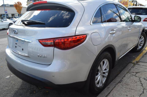 2011 Infiniti FX35