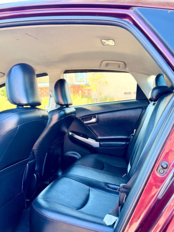 2013 Toyota Prius Three
