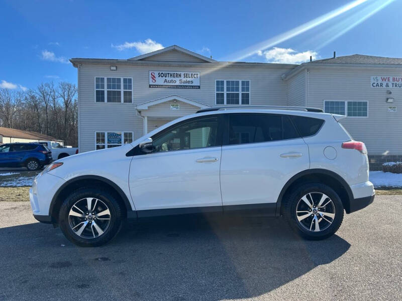 2017 Toyota RAV4 for sale at SOUTHERN SELECT AUTO SALES in Medina OH
