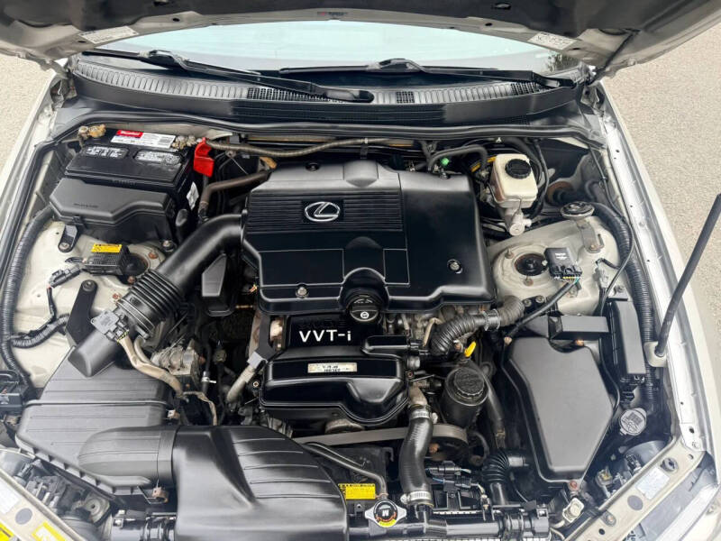 2002 Lexus IS 300