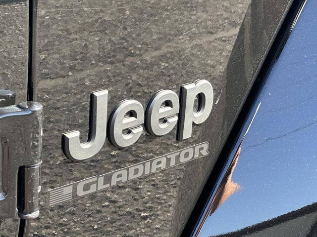 2024 Jeep Gladiator Sport S