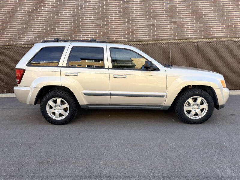 2009 Jeep Grand Cherokee Laredo