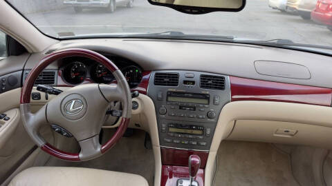 2004 Lexus ES 330