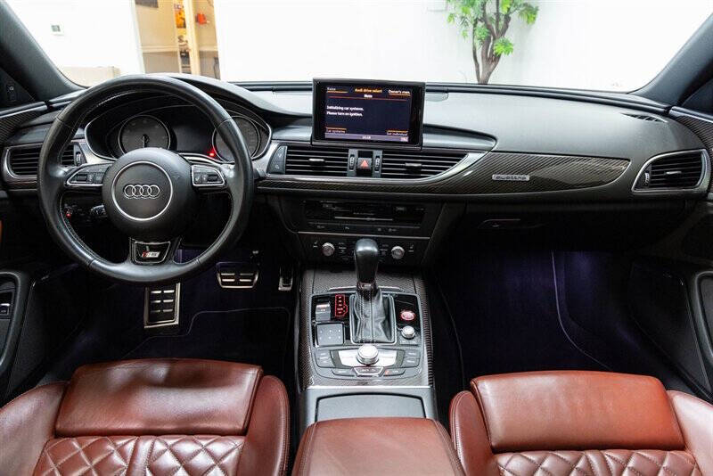 2018 Audi S6 4.0T quattro Premium Plus