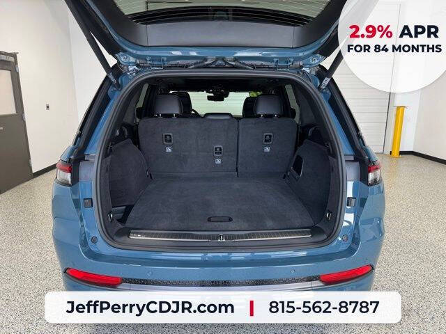 2026 Jeep Grand Cherokee Summit