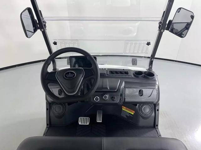 2025 Evolution MAVERICK 4 PLUS