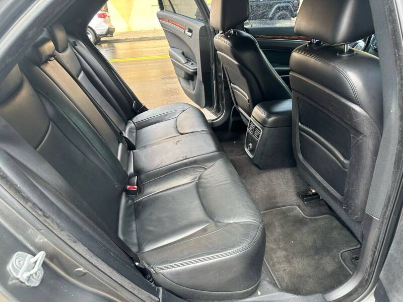 2012 Chrysler 300 Limited