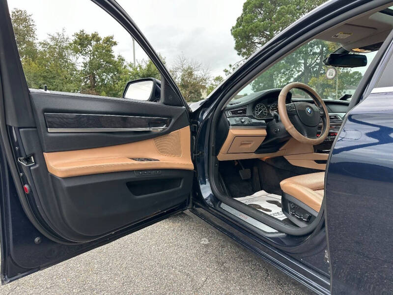 2010 BMW 7 Series 750Li xDrive