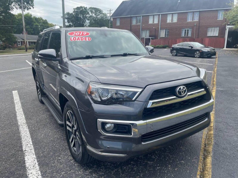 2019 Toyota 4Runner Limited's photo