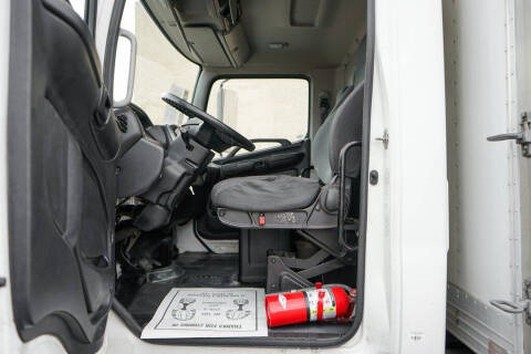 2016 Hino 338