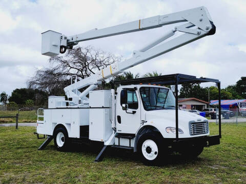 2004 Freightliner M2 106 for sale at American Trucks and Equipment in Hollywood FL