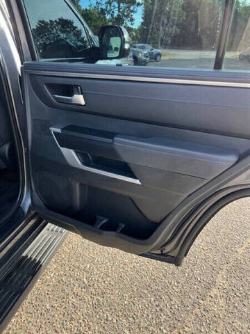 2024 Toyota Sequoia Platinum