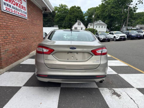 2015 Ford Fusion Hybrid SE
