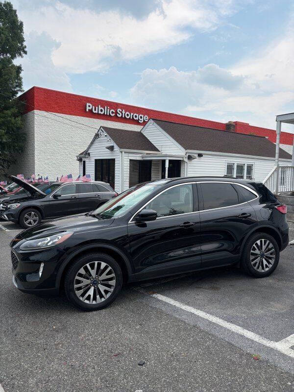 2020 Ford Escape Titanium