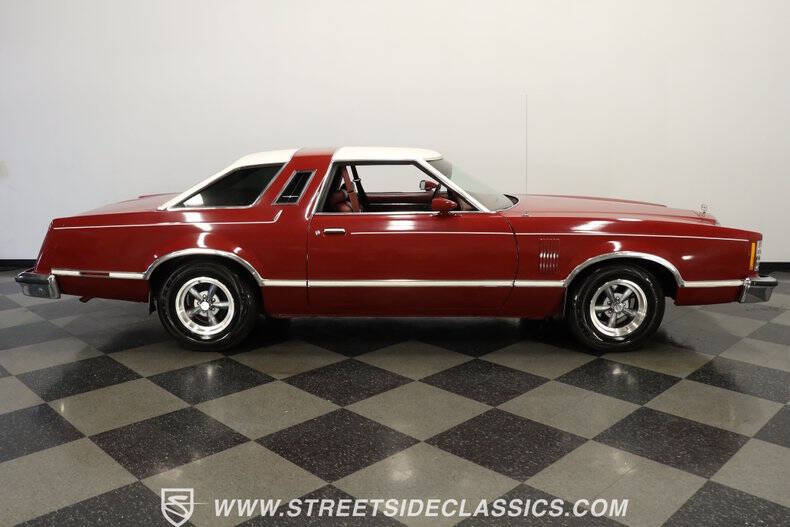 1977 Ford Thunderbird