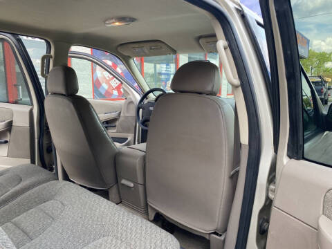 2005 Ford Explorer XLS