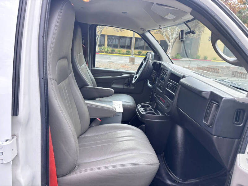 2016 Chevrolet Express 2500