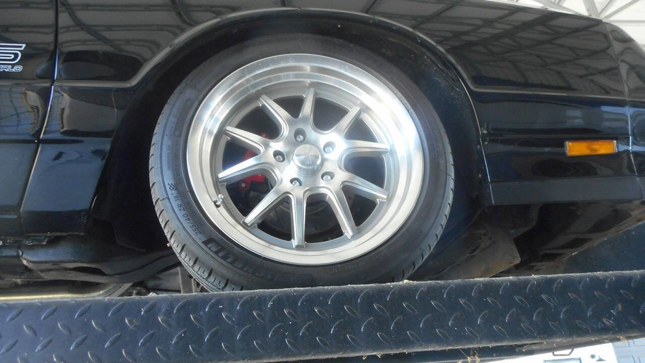 1987 Chevrolet Monte Carlo 17