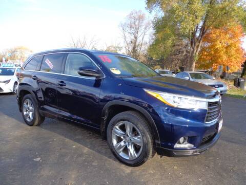 2015 Toyota Highlander for sale at North American Credit Inc. in Waukegan IL