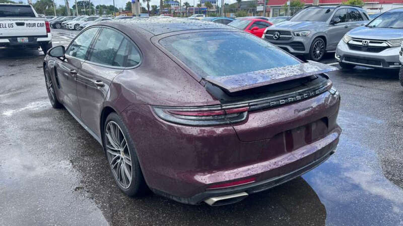 2019 Porsche Panamera