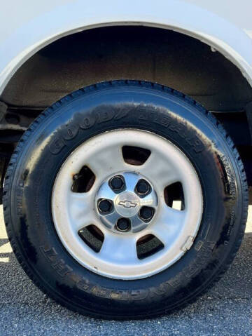 2001 Chevrolet Astro