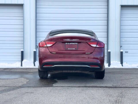 2015 Chrysler 200 Limited