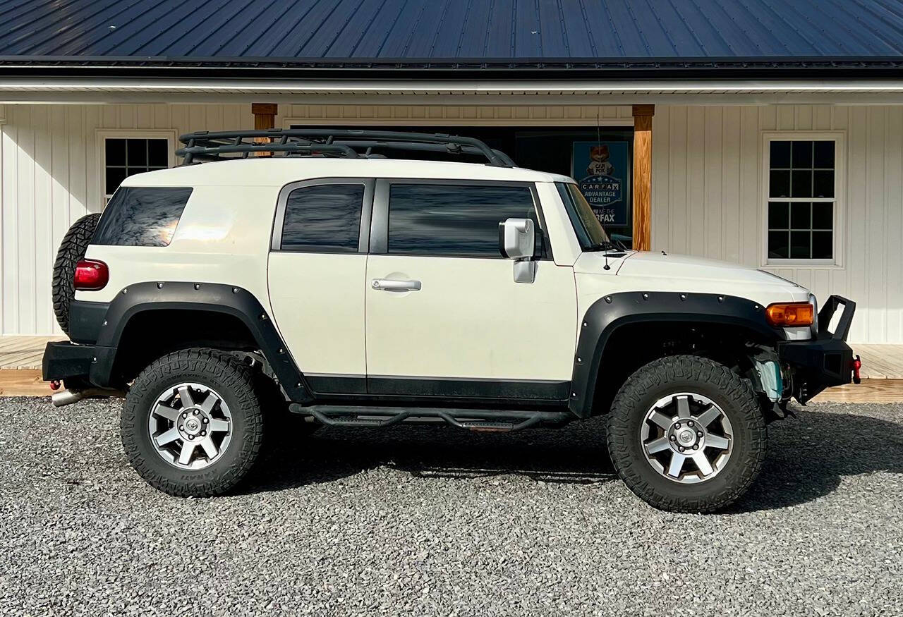 2014 Toyota FJ Cruiser for sale at Speedline Automotive Sales LLC in Mount Carmel, TN