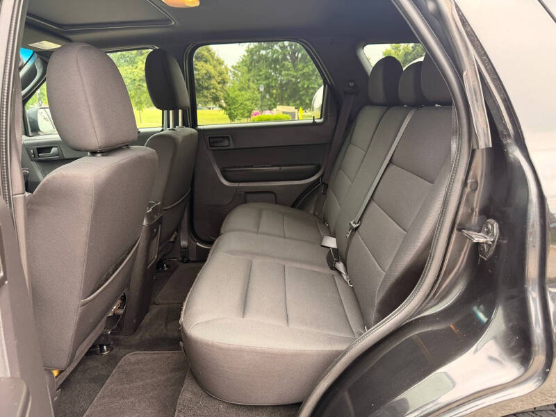2011 Ford Escape XLT