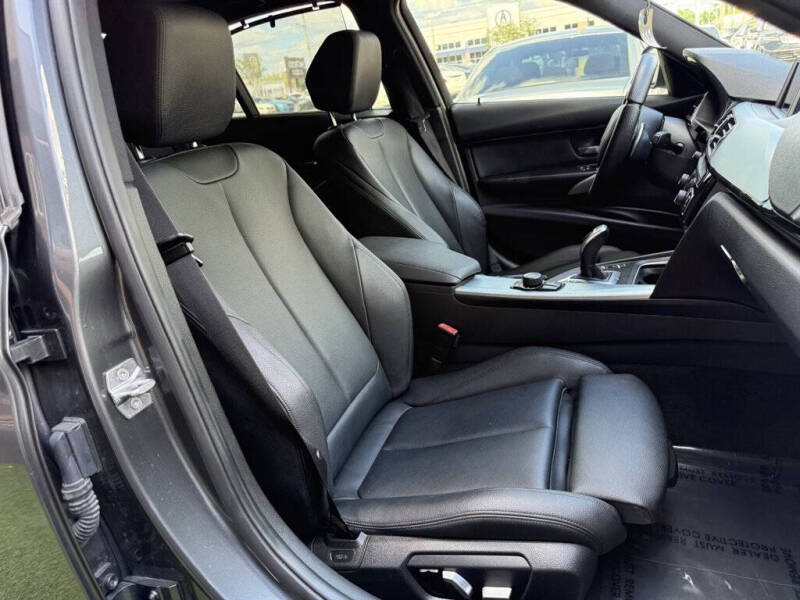 2016 BMW 3 Series 328i