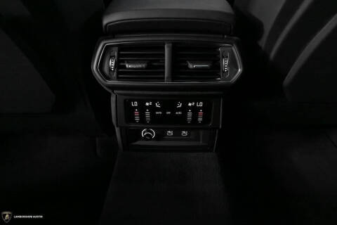 2025 Lamborghini Urus SE