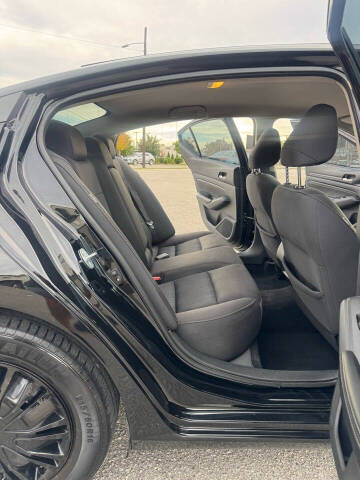 2019 Nissan Altima 2.5 SR