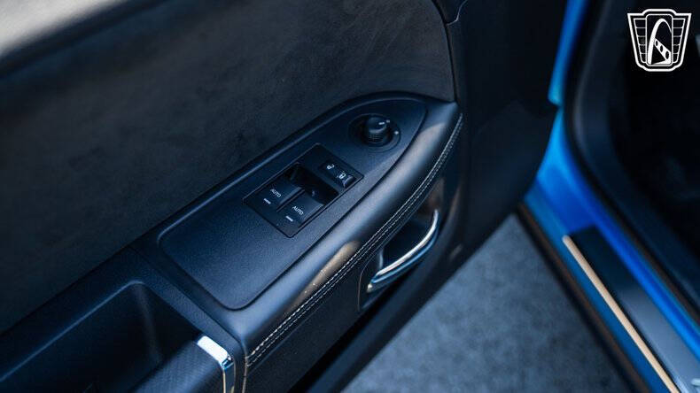 2010 Dodge Challenger SRT8