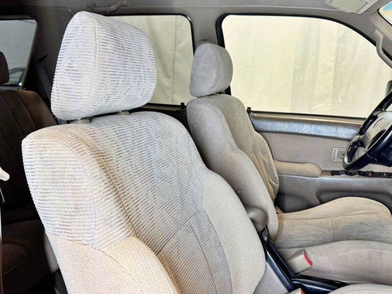 2000 Toyota 4Runner SR5
