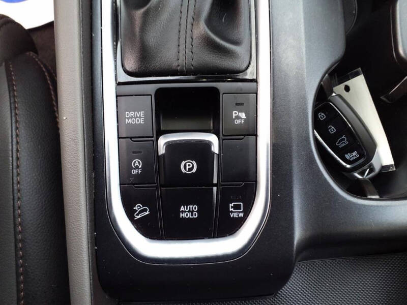 2020 Hyundai Santa Fe Limited 2.0T