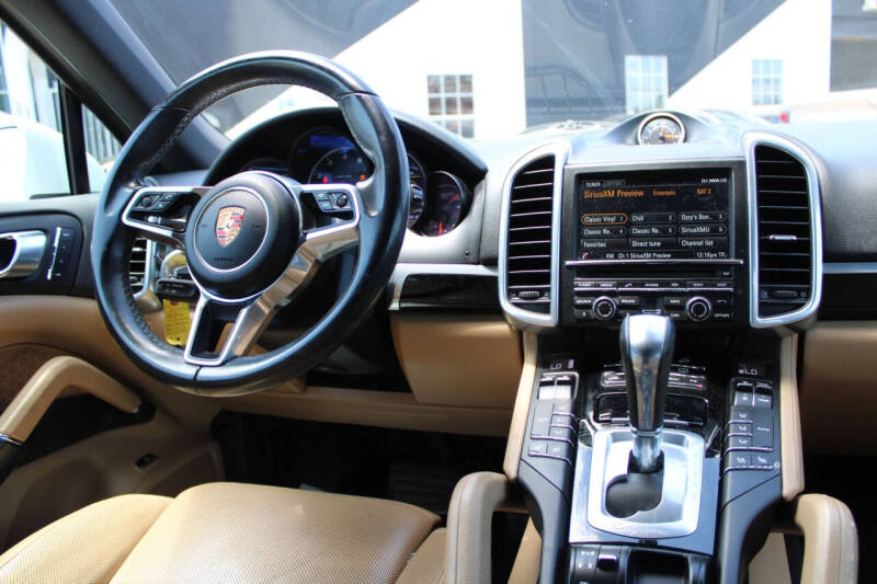 2016 Porsche Cayenne