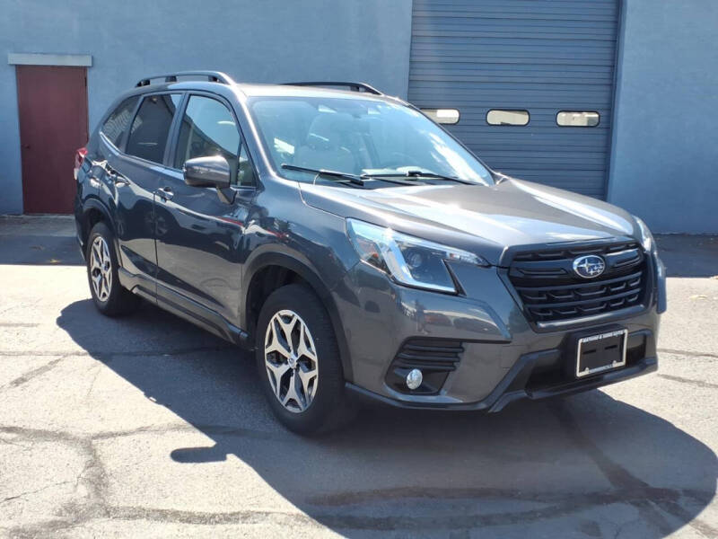 2023 Subaru Forester Premium