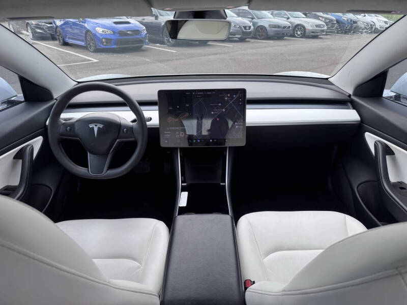 2020 Tesla Model 3 Standard Range Plus