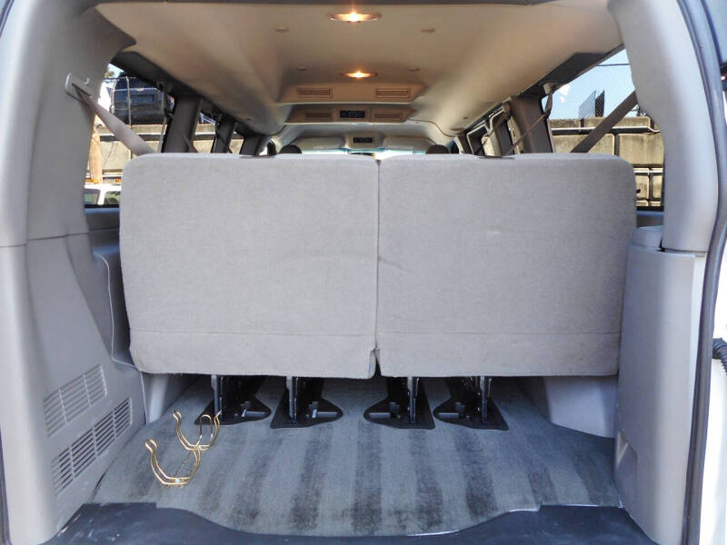 2017 Chevrolet Express LT 3500
